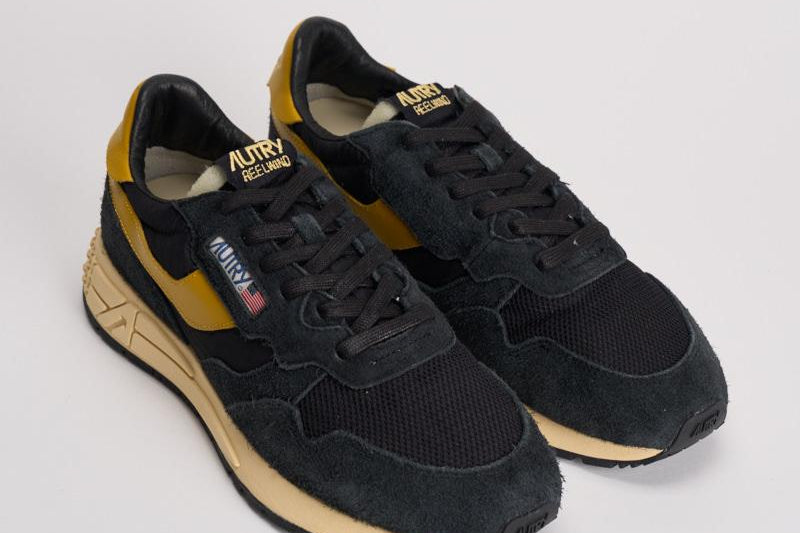 Sneakers uomo Reelwind Low in suede nero WWLM UT21 AUTRY 