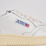 Sneakers uomo Medalist Low bianca e verde AULM LL20 AUTRY 