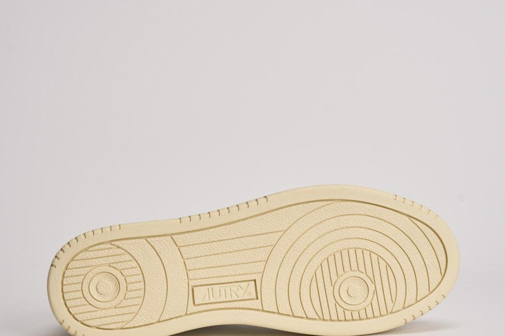 Sneakers donna Medalist Low celeste AULW LS12 AUTRY 