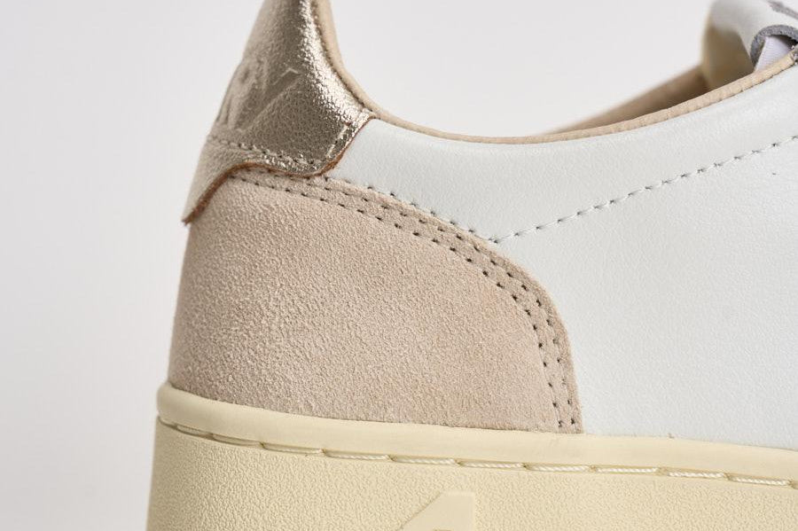 Sneakers donna Medalist low in suede e oro AULW LS75 AUTRY 