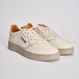 Sneakers uomo Medalist Low bianca e arancione AULM NE13 AUTRY 
