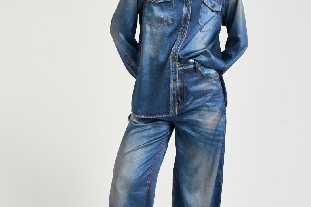 Camicia donna in denim blu slavato GWP02525 P00240650100 GOLDEN GOOSE 