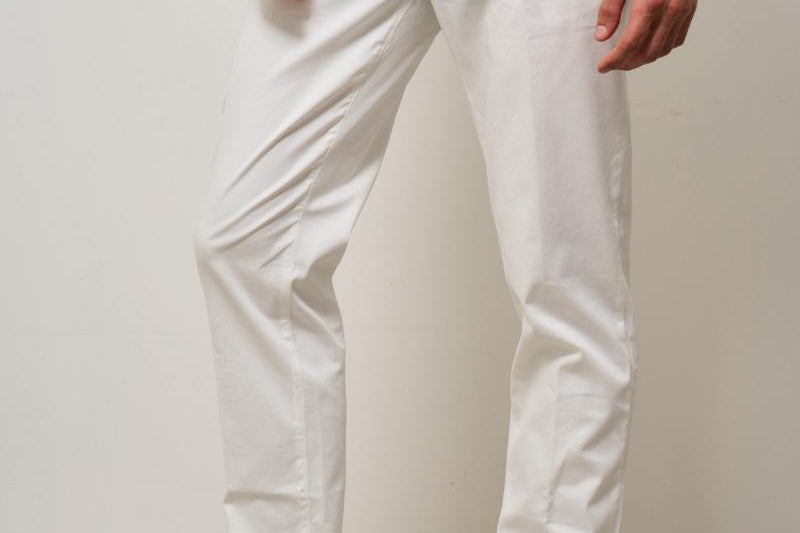 Pantalone uomo chino bianco MUCHA 22770100 RE-HASH 