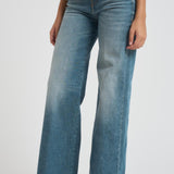 Jeans donna flare D-Akemi 1978 in denim medio A03624 09M5801 DIESEL 