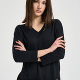 Maglia donna scollo a V nera JV000015D 520569300 HERNO 