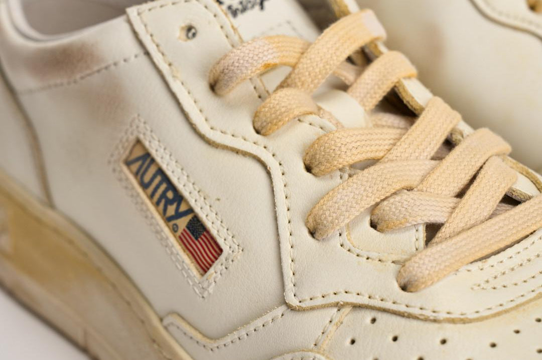 Sneakers uomo Sup Vint Low bianca AVLM SV07 AUTRY 