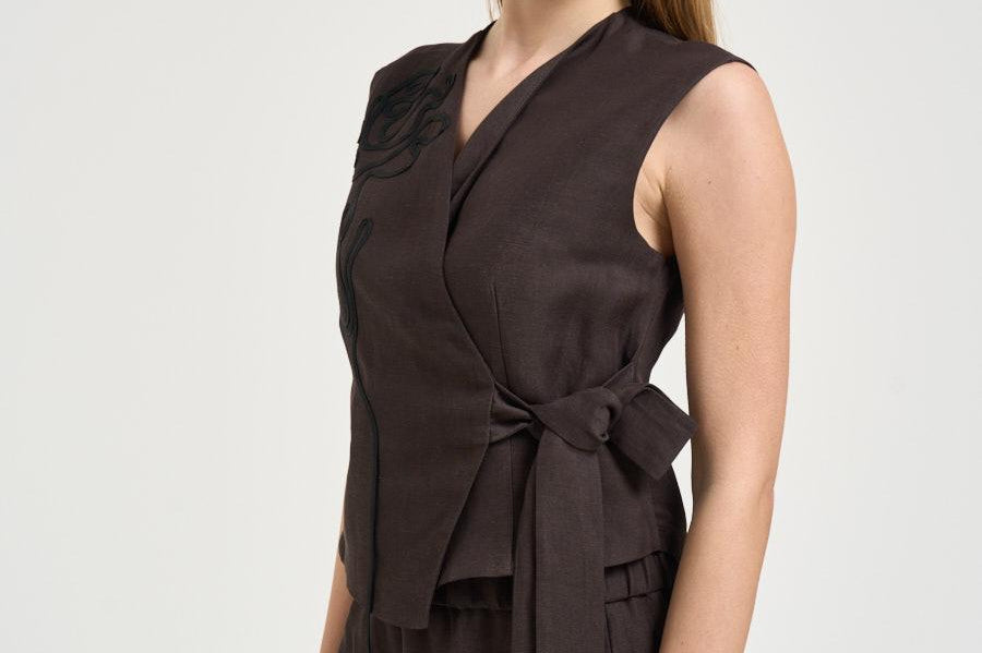 Top donna marrone con ricamo F6SL90 W18 LIVIANA CONTI 