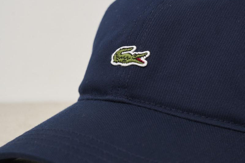 Cappellino baseball blu RK0491 166 LACOSTE 