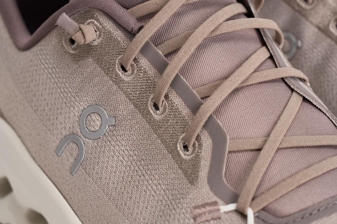 Sneakers donna Cloudtilt orchidea CLOUDTILT CINDER FOG ON RUNNING 