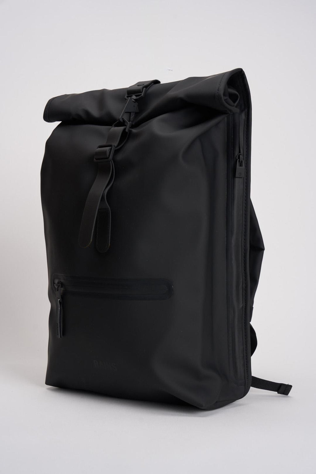 Zaino uomo impermeabile nero 13320 01 RAINS 