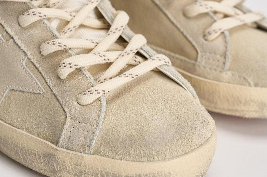 Sneakers donna Super Star grigio chiaro GWF00101 F00809415647 GOLDEN GOOSE 