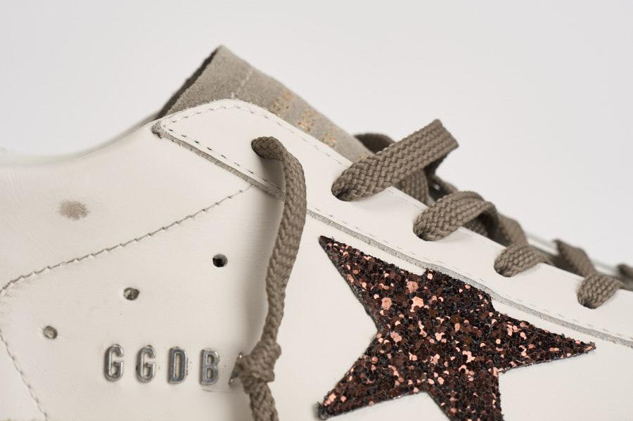 Sneakers donna Super Star bianche e glitter marroni GWF00101 F00812212386 GOLDEN GOOSE 