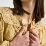 Blusa donna Polly con pizzo giallo pastello HT0767FA D1J05E10LC MARANT ETOILE 