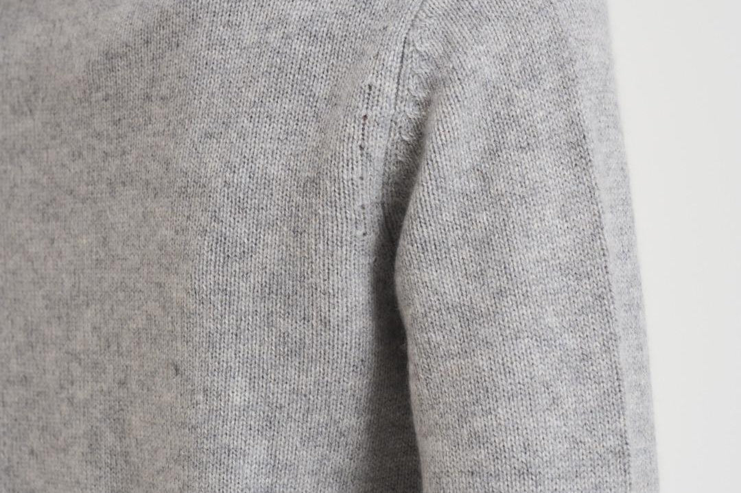 Maglia donna girocollo grigio chiaro ALESSANDRA LIGHTGREY ABSOLUT CASHMERE. 