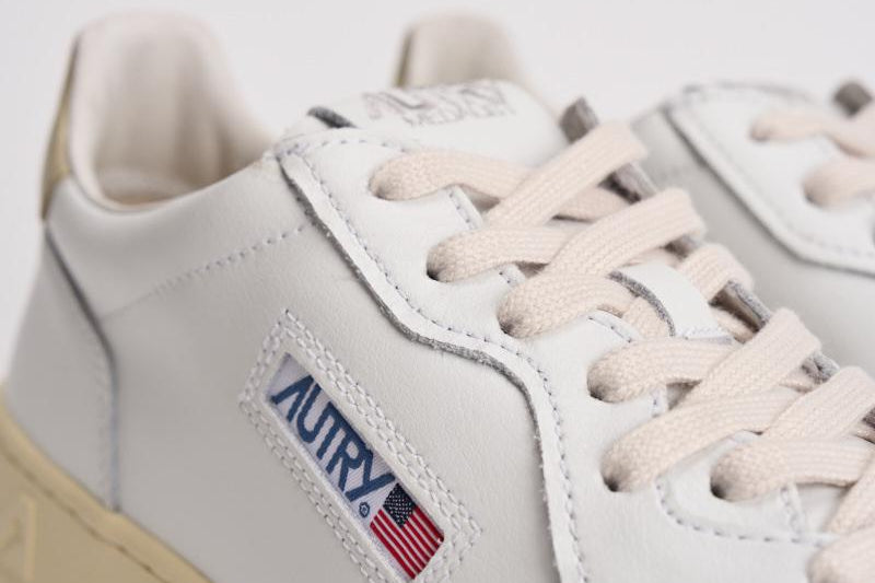 Sneakers uomo Medalist low beige AULM LL87 AUTRY 