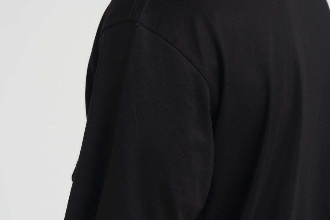 T-shirt uomo con tasca nera EM002978 AF10761UC001 EMPORIO ARMANI 