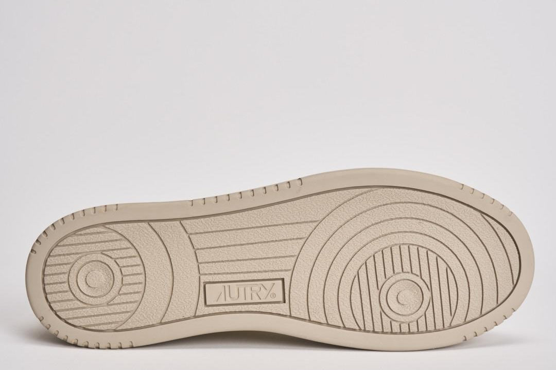 Sneakers uomo Medalist Low bianca e arancione AULM NE13 AUTRY 