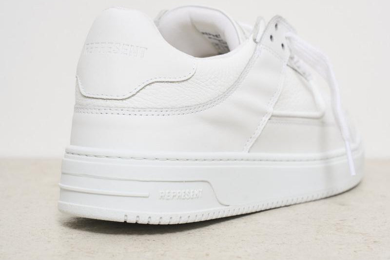 Sneakers uomo bianche Apex Flat MLM9617 FLATWHITE072 REPRESENT 