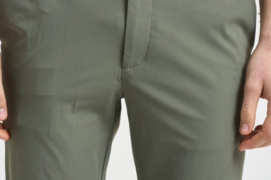 Pantalone uomo chino verde salvia 26300 CHINO PANT27 RRD 