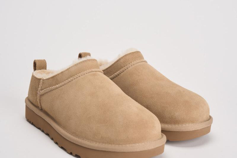 Stivale basso donna Classic Micro sand beige 1173891 SAND UGG 