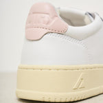 Sneakers donna medalist low AULW LL16 AUTRY 