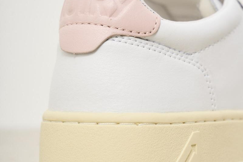 Sneakers donna medalist low AULW LL16 AUTRY 