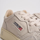 Sneakers donna Medalist low in suede grigio AULW UH01 AUTRY 