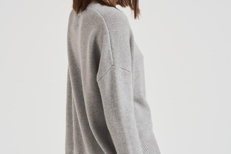 Maglione girocollo donna in cashmere 201726 DOVEGREY LISA YANG 