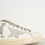 Sneakers uomo bianco e cammello GMF00102 F00218210803 GOLDEN GOOSE 