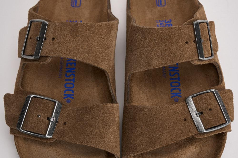 Sandalo uomo Arizona in suede marrone 1030865 DARK TEE BIRKENSTOCK 