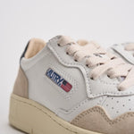 Sneakers donna medalist low in suede e nera AULW LS21 AUTRY 