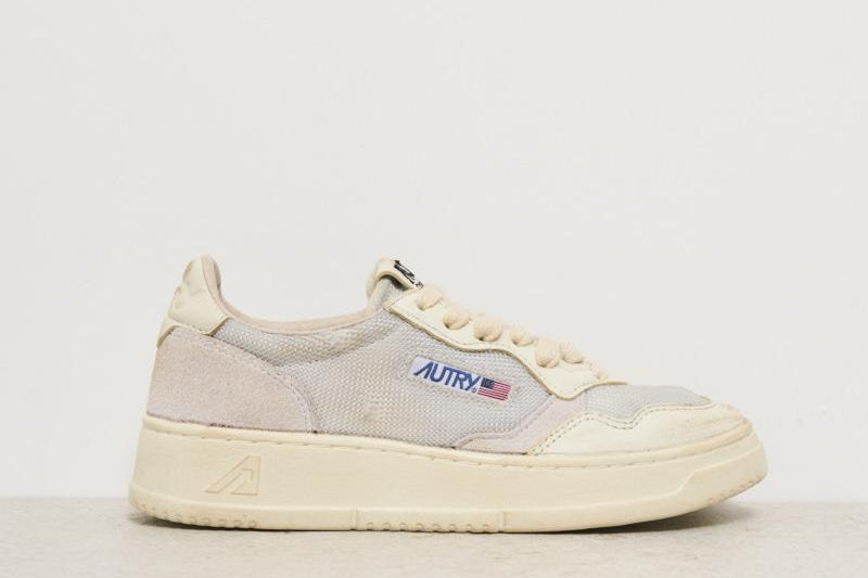 Sneakers donna Super vintage bianca e beige AVLW DA03 AUTRY 