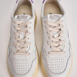 Sneakers donna Medalist Low bianca e e viola AULW LL08 AUTRY 