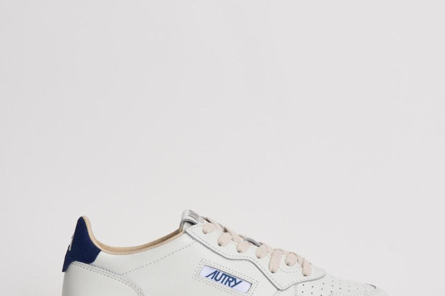 Sneakers uomo Medalist Low bianca e blu AULM BJ03 AUTRY 