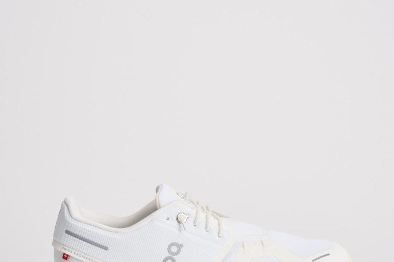 Sneakers Cloud 6 uomo bianca CLOUD6 WHITE ON RUNNING 