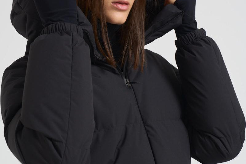 Piumino donna Laminar corto nero PI002045D 9300 HERNO 