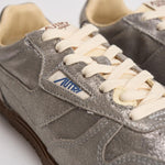 Sneakers donna Windspin in pelle laminata WSLW OY01 AUTRY 