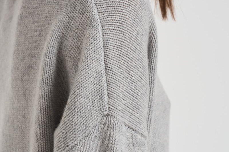 Maglione girocollo donna in cashmere 201726 DOVEGREY LISA YANG 