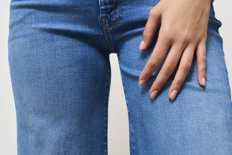 Jeans donna sfrangiato 1445 BLU MOTHER 