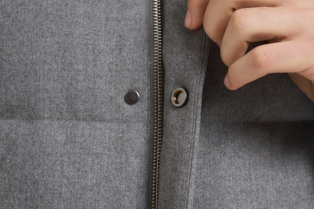 Piumino uomo trapuntato in lana grigio F09MUCX742 27795 MONTECORE 