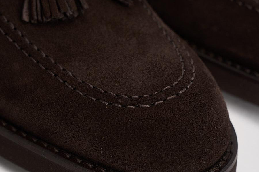 Mocassino uomo in suede marrone con nappine 3420 VISONEM23 DOUCAL'S 