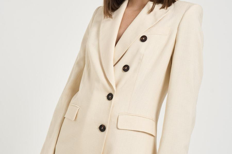 Giacca donna doppiopetto burro 106924 A2W6C00 PINKO 