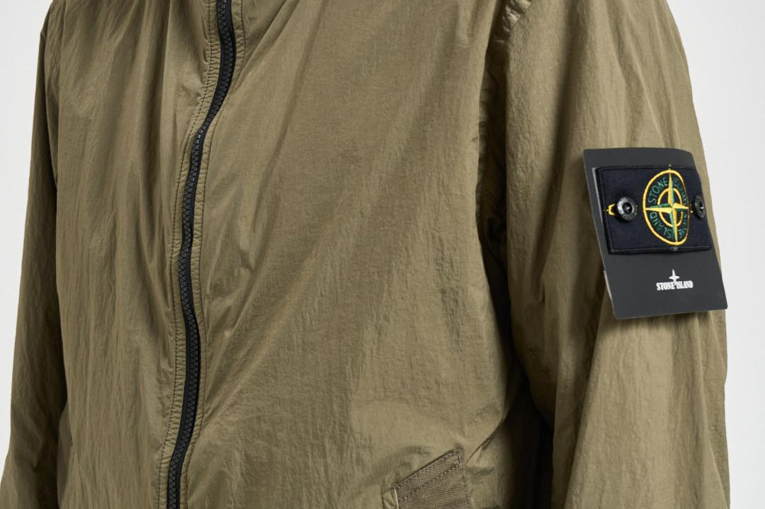 Giacca uomo con cappuccio verde 4100001 S0A23V005G STONE ISLAND 