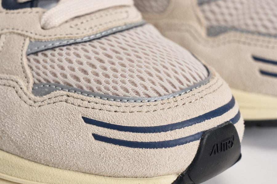 Sneakers uomo Hyperway Low in suede sabbia e blu HYLM CI05 AUTRY 