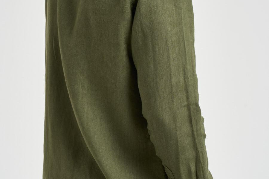 Camicia uomo in lino verde J66TNP UU2 ACCADEMIE TESSILI 