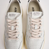 Sneakers uomo Medalist Low bianca e nera AULM LL22 AUTRY 