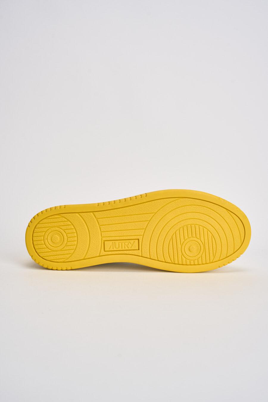 Sneakers uomo Medalist Low bianca e gialla AULM BH01 AUTRY 
