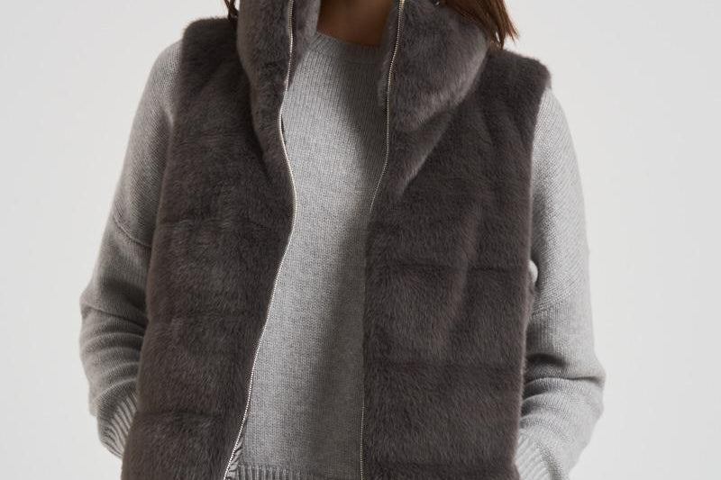 Piumino gilet eco fur donna PI002122D 9480 HERNO 