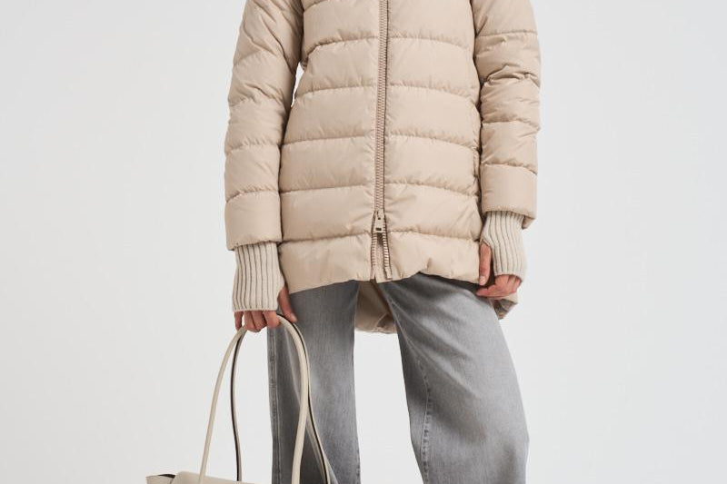 Piumino donna in nylon midi beige PI0660D 1985 HERNO 