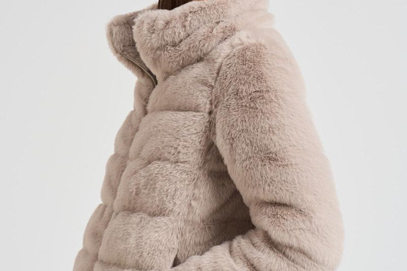 Piumino donna in eco pelliccia beige PI001935D 1985 HERNO 